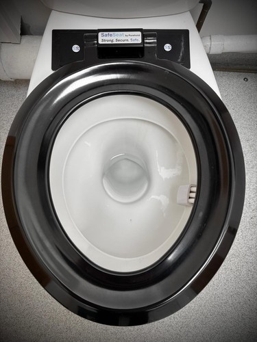 Heavy duty toilet seat - heavy,