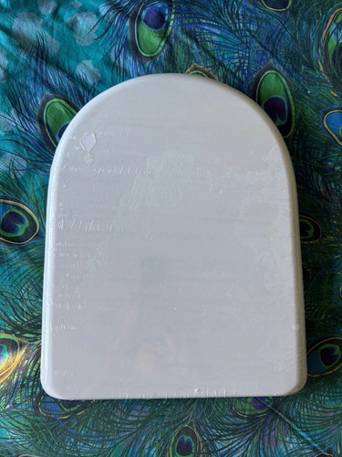 Brand new white soft close - new,