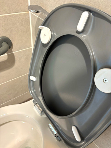 Akw grey oval plastic - grey,